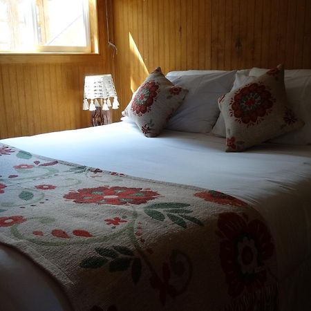 Hostal Lago Condor Puerto Natales Dış mekan fotoğraf